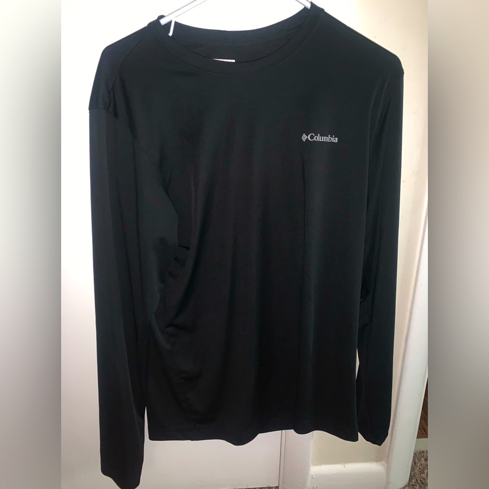 Columbia long sleeve shirt